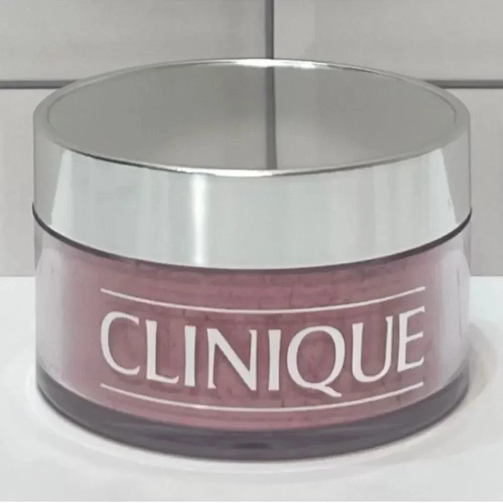 Clinique 21 Snowflake Dreams Loose Powder
